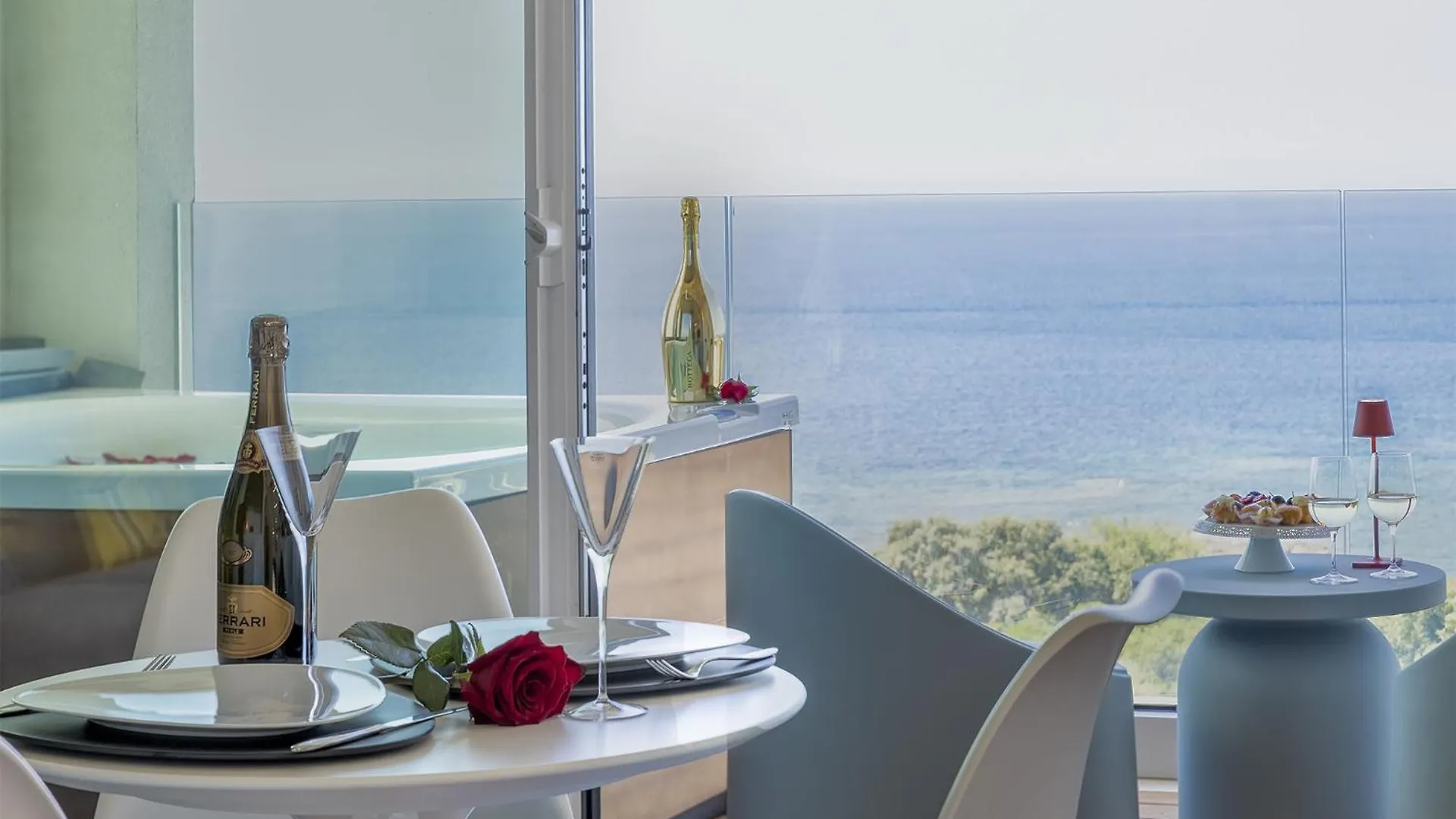 Amare Penthouse With Hot Tub Facing The Sea Apartment Alghero Italy