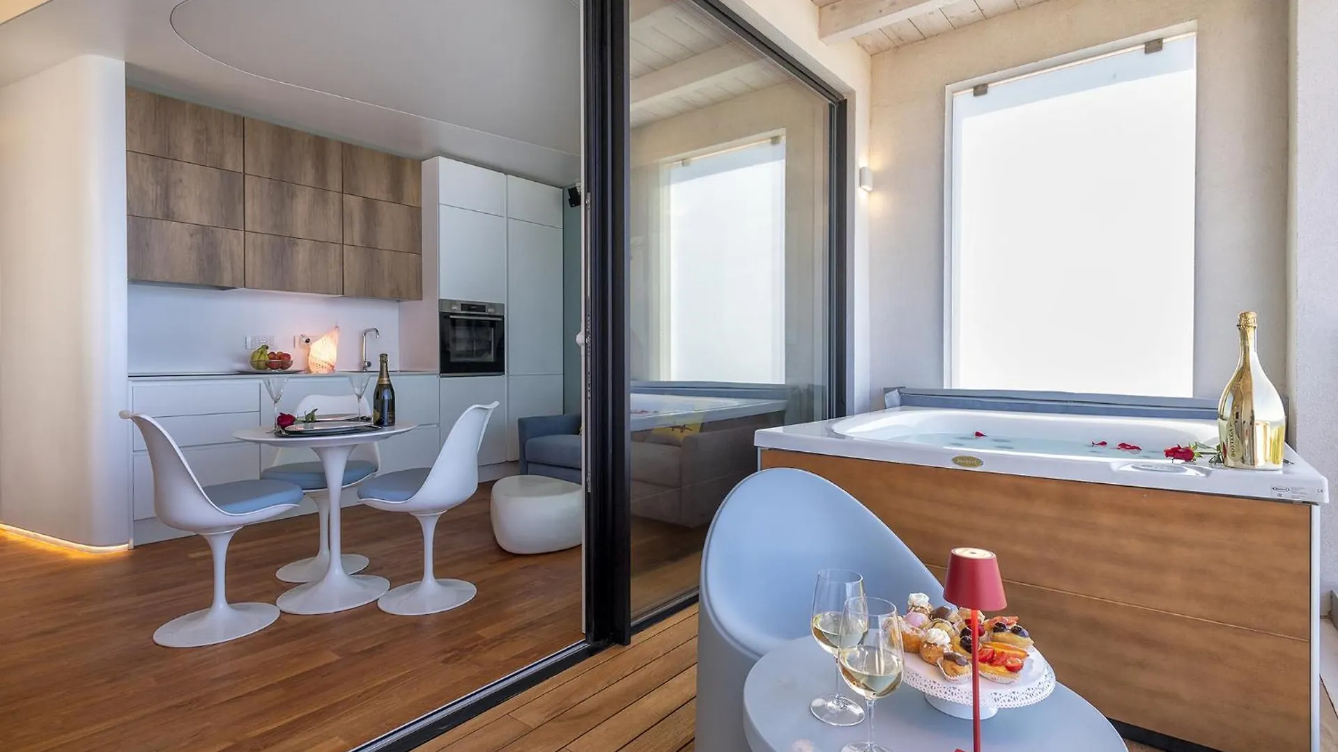 Amare Penthouse With Hot Tub Facing The Sea Apartment Alghero